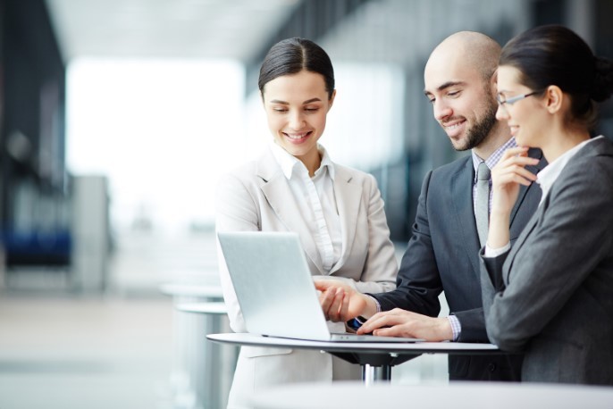 selling an online business with a broker